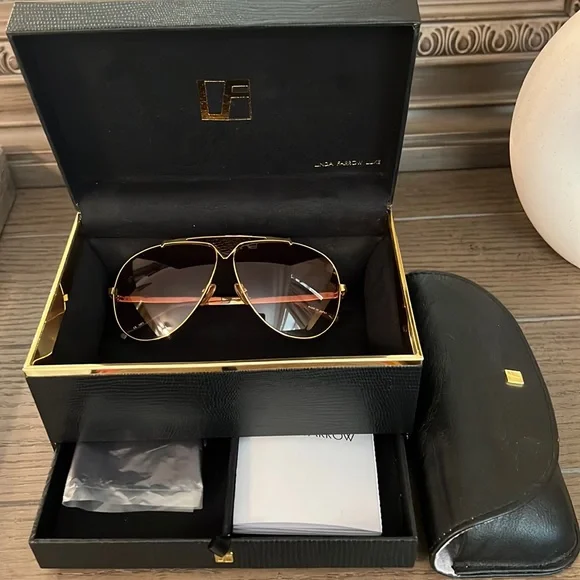 LINDA FARROW SUNGLASSES WITH BOX Linda Farrow Sunglasses Empire D-Frame Tortoise Shell  main image 2